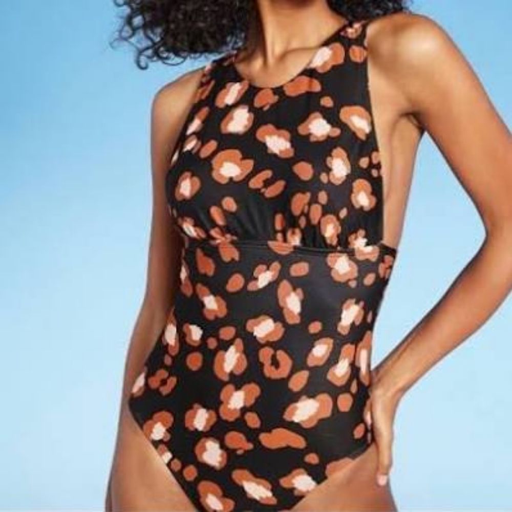 NWT Shade & Shore Leopard Swimsuit